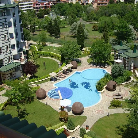 Apartment In Emerald Beach Ravda
